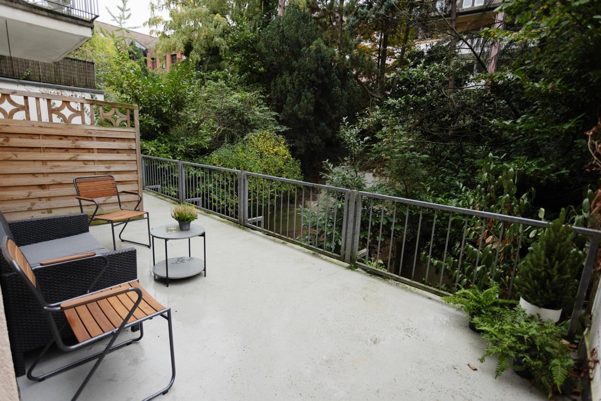 Apartment With Terrace *