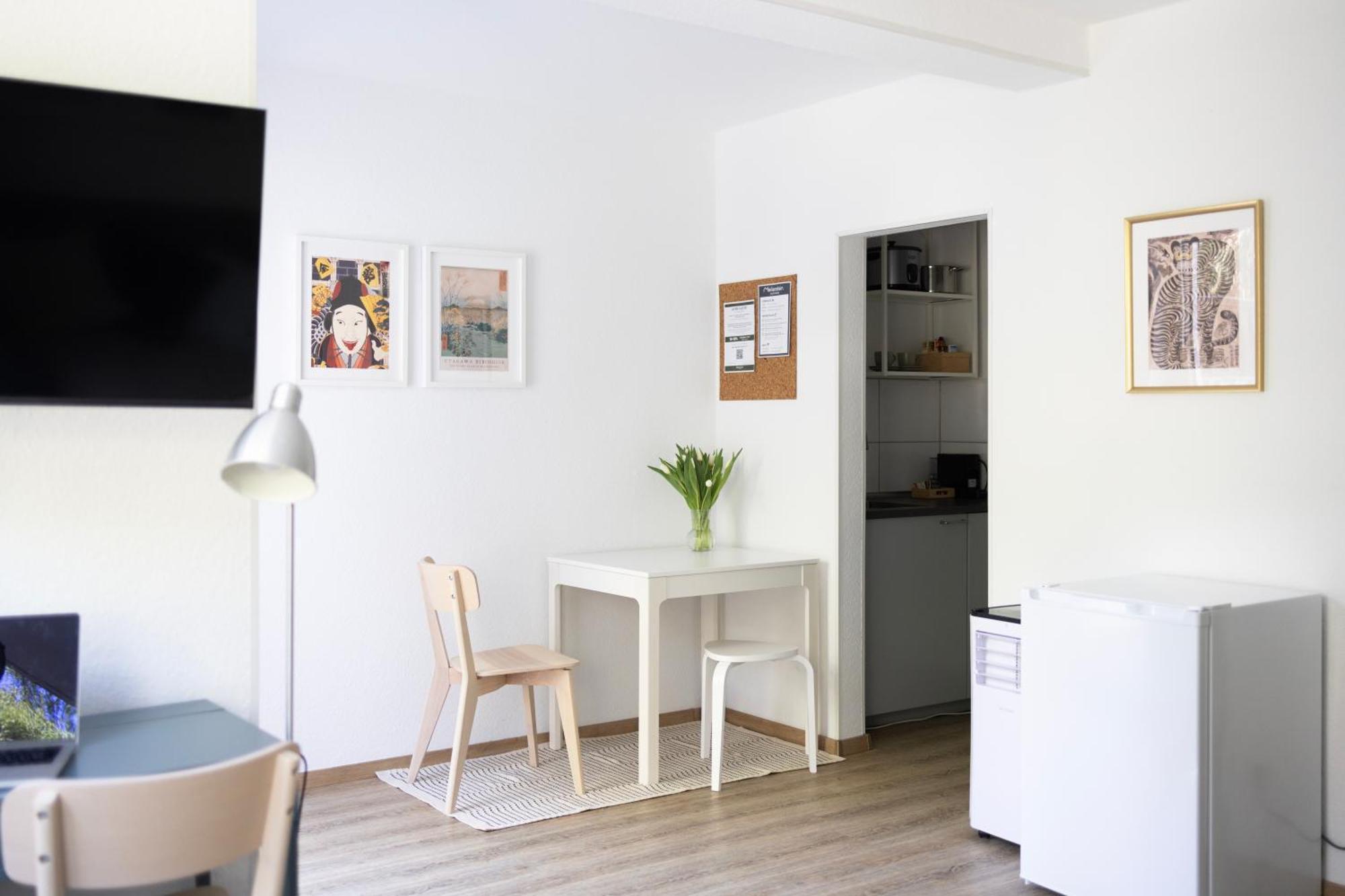 With Terrace Apartment *